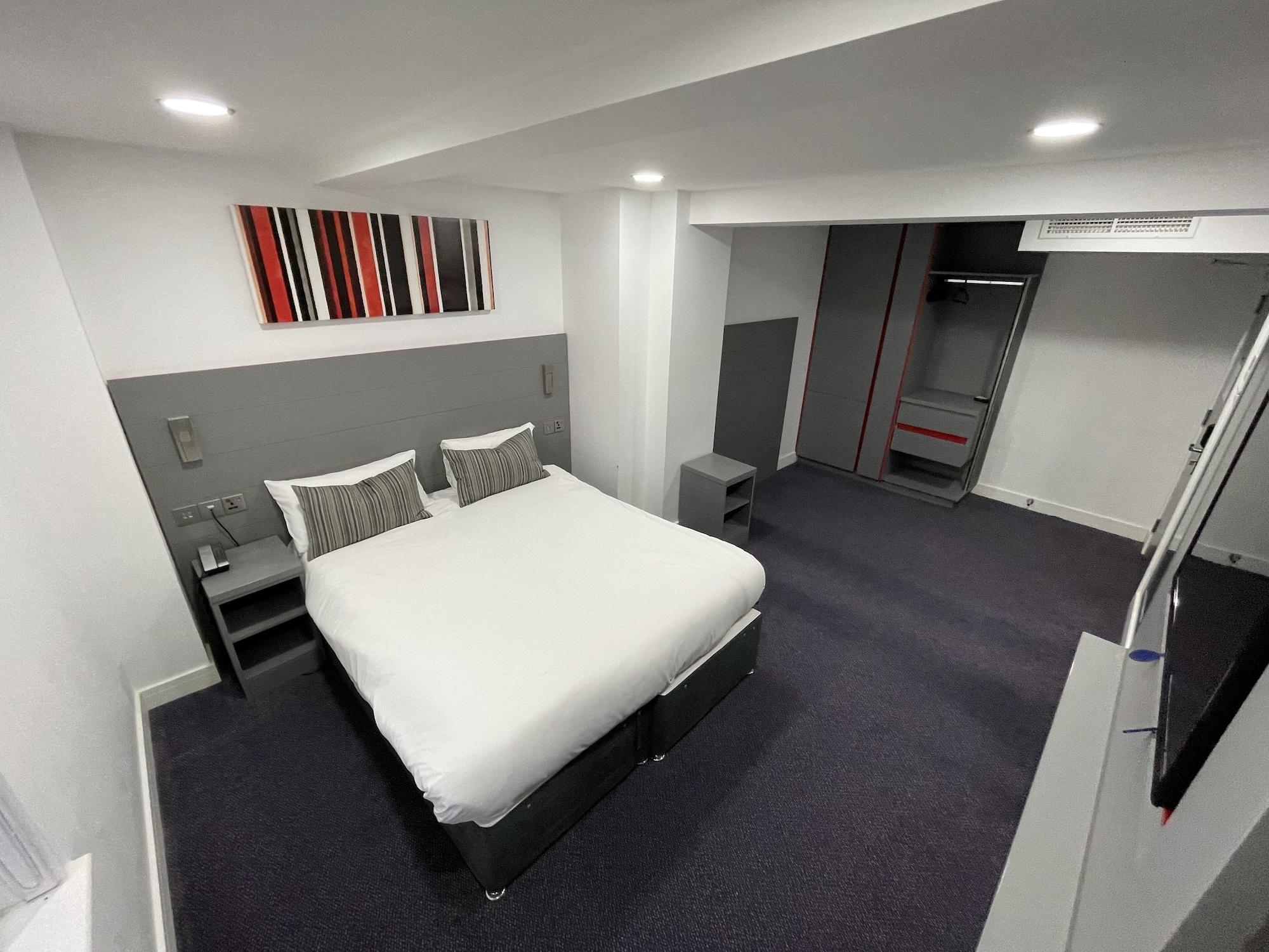 Goodmayes Hotel Ilford